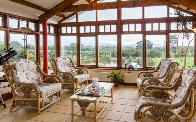 Ael Y Bryn Bed and Breakfast