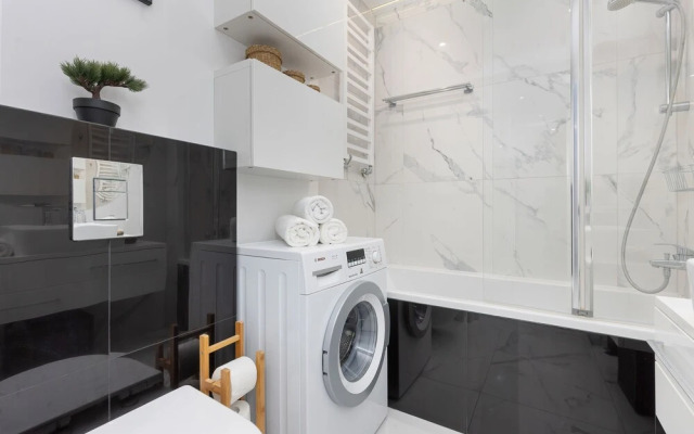 Apartment Skierniewicka 34 by Renters