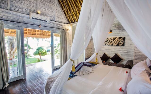 Bay Shore Hut's Lembongan