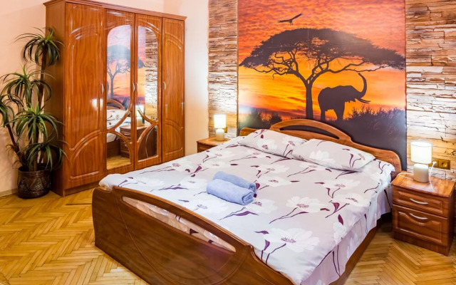 Duplex of two bedrooms on Kulisha Street