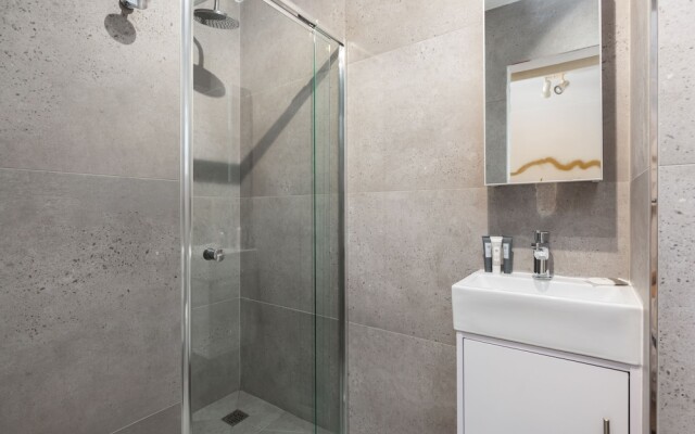 Harbour Terrace Apartments by CTHA