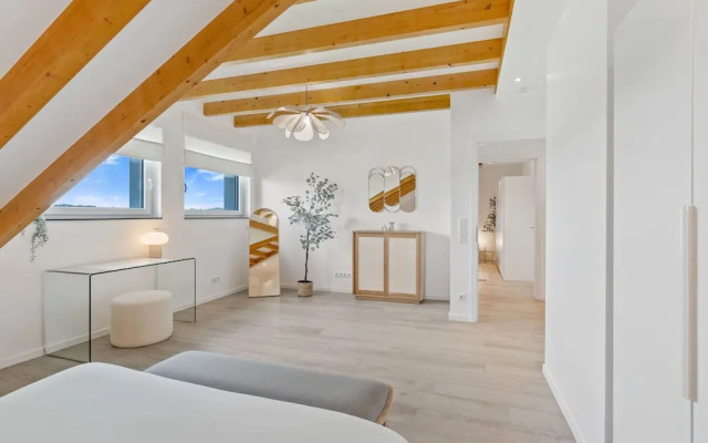 Stylish 2BR Getaway in Bivange Roeser