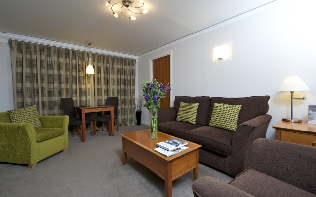 The Knight Residence Apartments by Mansley