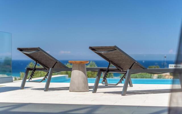Akemi Luxury Villa