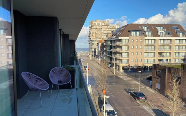 Apartment in Koksijde Near Golf Course