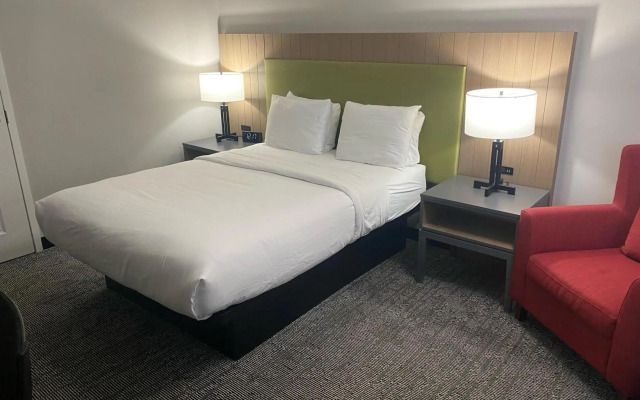 Country Inn & Suites by Radisson, Vallejo Napa Valley, CA