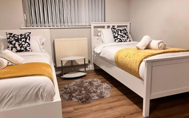 Lolite Apartment in Cambridge