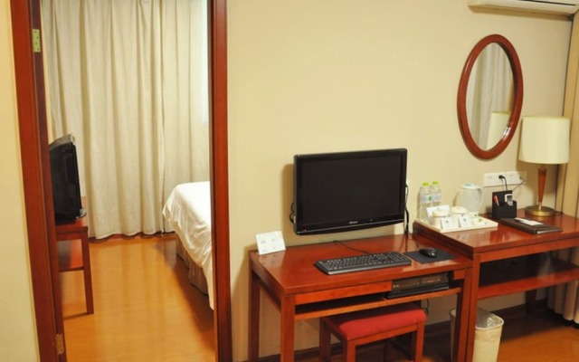 GreenTree Inn Xuzhou Railway Station Hotel