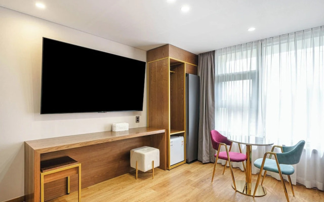 Brown Dot Hotel Ajung