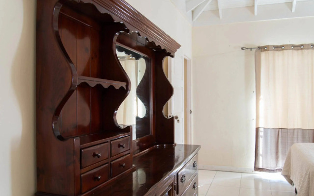 Hatfield South Villa