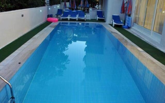 Mandalin Villa 1