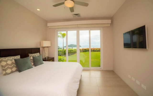 Miramar 1B - 3 bdr - 3 Bath Ocean View