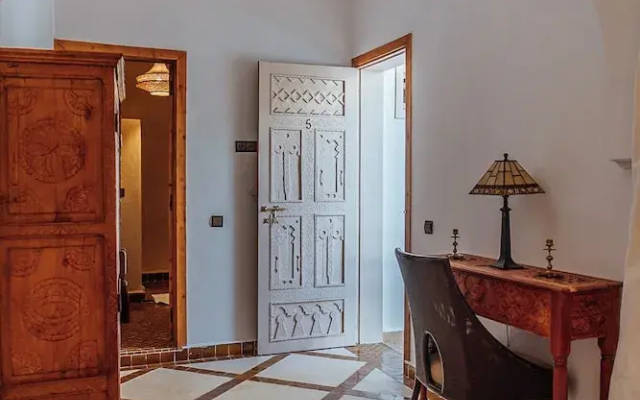 Riad le terra cotta