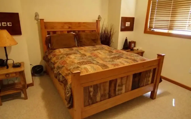 Mountain Town Properties White Wolf 4