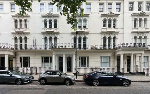 The Bayswater Retreat - Adorable 3bdr Flat With Balcony