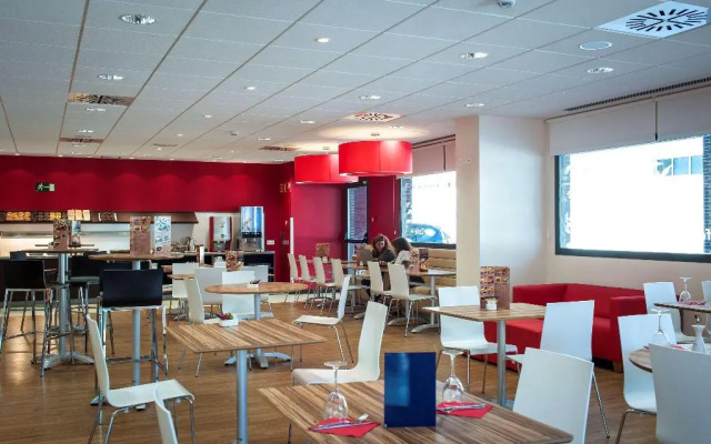 Travelodge Madrid Metropolitano