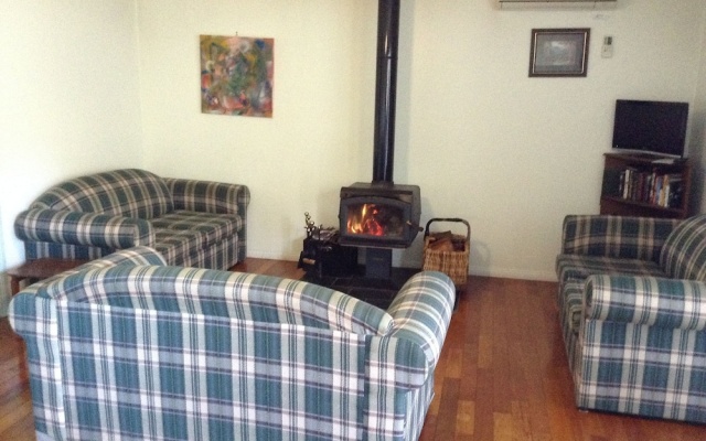 Peacehaven Counrty Cottages – Guest Rooms – Upper Myall