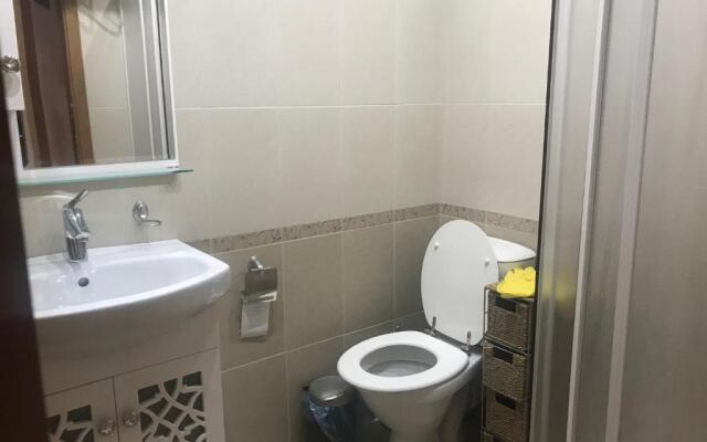 Gondola Flat Number 5