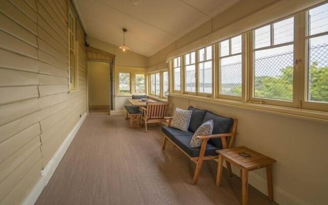 Steele Point Cottage