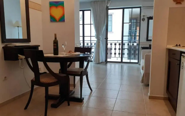 Private Apartment in The Cliff Resort