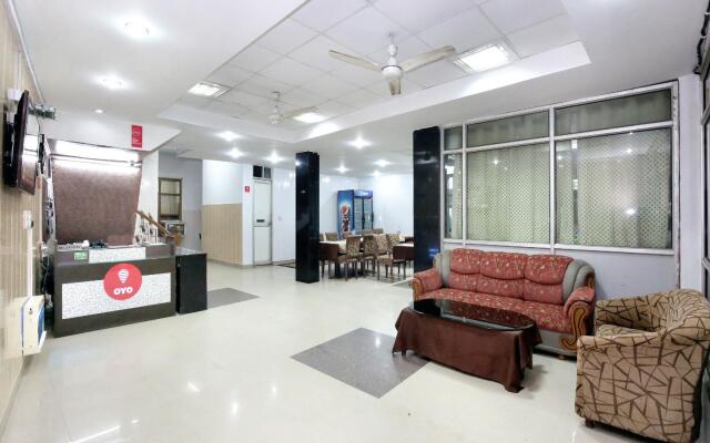 OYO 9006 New Sangam 45