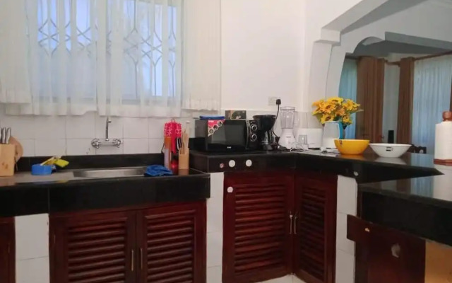 Lux Suites Royal Palms Apartments Mtwapa