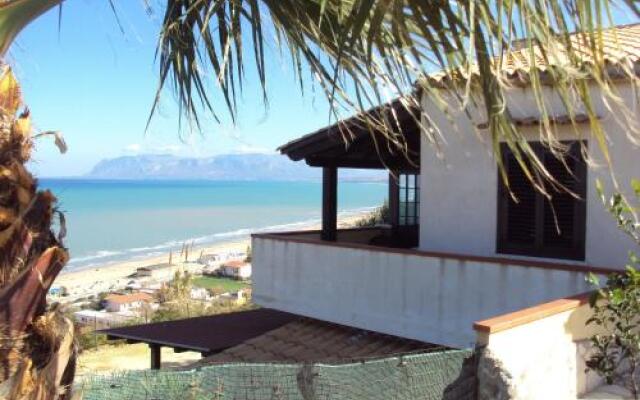 Blunda Holiday Home
