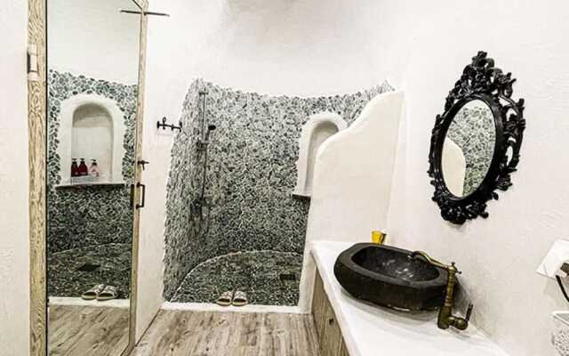 Jeju Hayandeungdae Pension