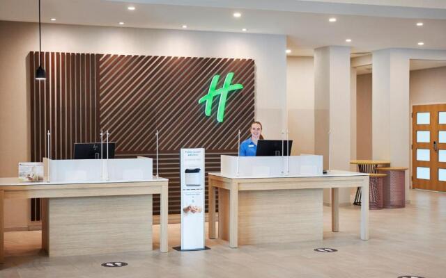 Holiday Inn Hotel & Suites Oakville @ Bronte by IHG