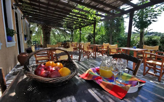 Vagia Hotel