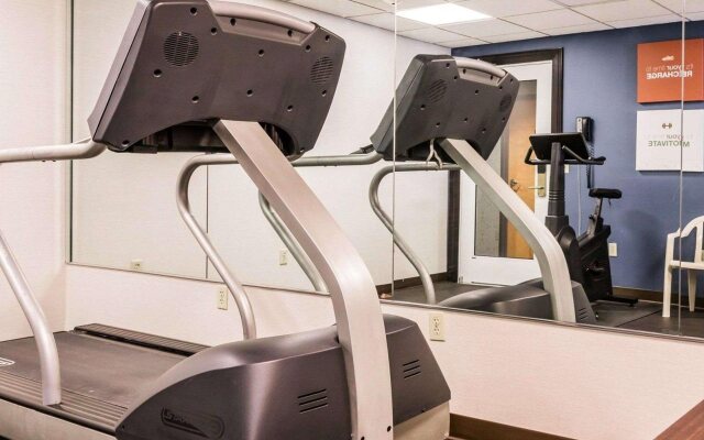 Comfort Suites Southgate-Detroit