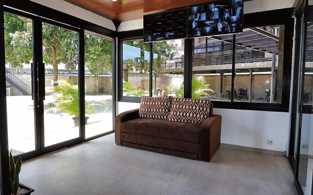 Guest House 555 NKI