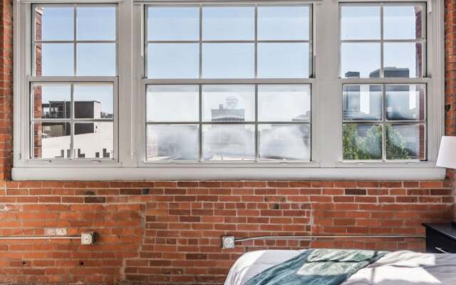 Luxury Historic Loft with Gym