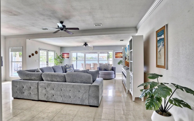 Villa At Bahia Shores-4br