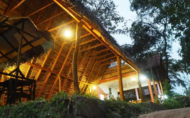 Weaver Bird Villa