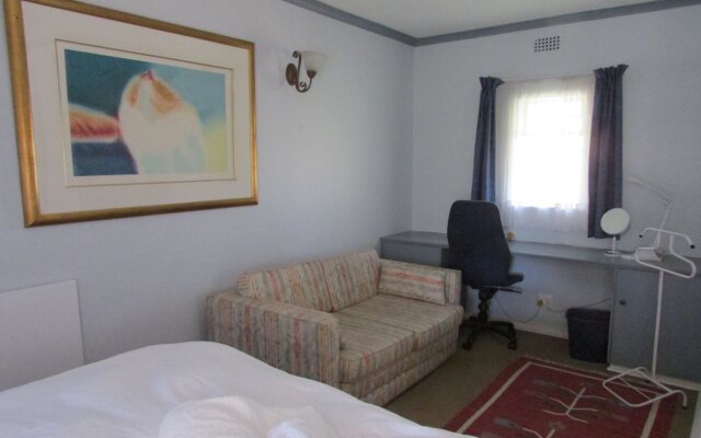 Acacia House Executive Suite