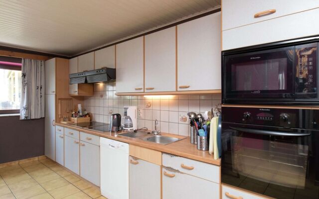 Wonderful Holiday Home in Montleban With Sauna