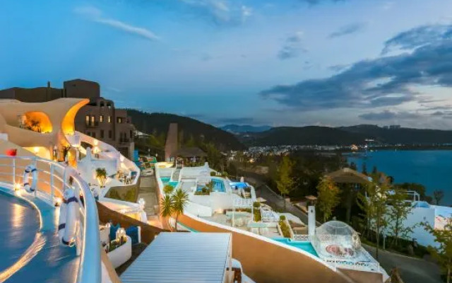 Songyun Skyline Seaview Holiday Hotel