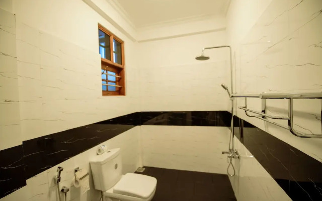 OYO 240 Grand Highway Resort