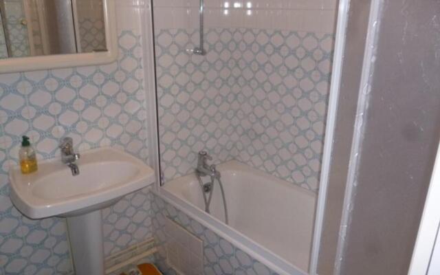 Appartement Royan, 2 pièces, 4 personnes - FR-1-71-62