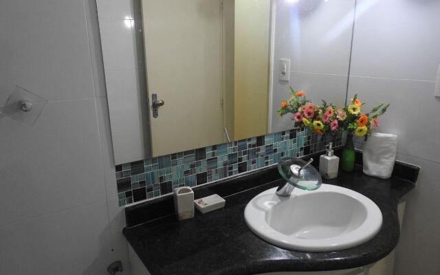 Cabo Frio Lindo 2 quartos Reformado para 8 pessoas