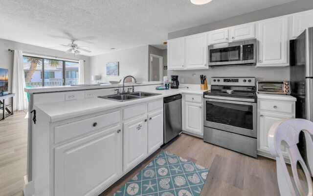 Crystal Village II, Unit 16B