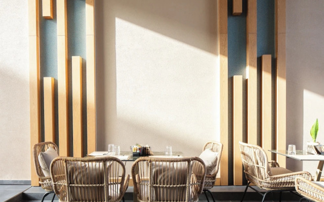 Sapphire Horizon Suites