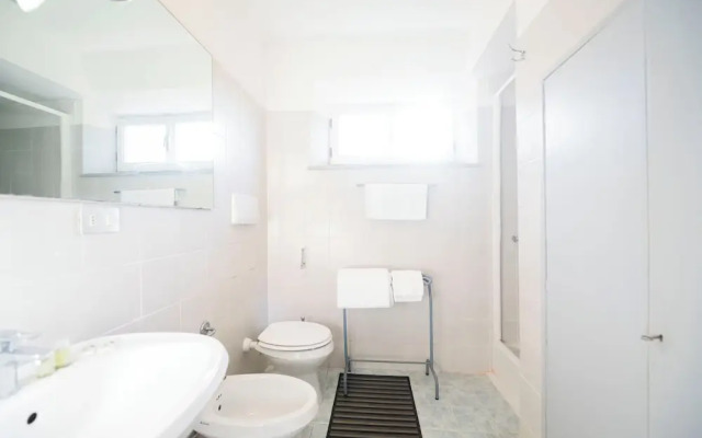 St. John Basilica Lovely Tower Apartment