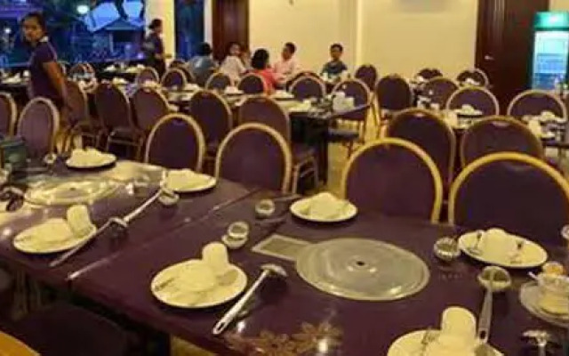 Edgardos Place & Restaurant