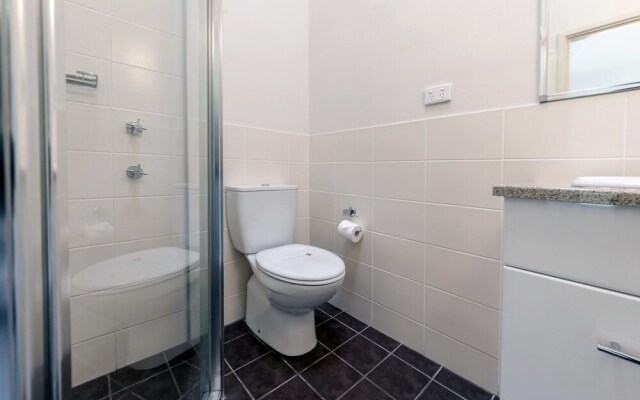 Bay Parklands, Townhouse 9, 2 Gowrie Avenue