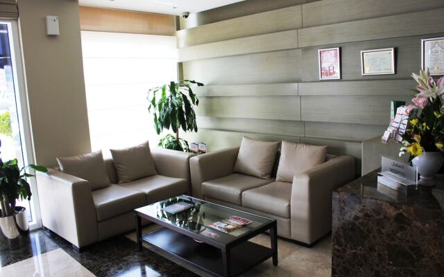 Welcome Hotel Apartments (Deluxe)