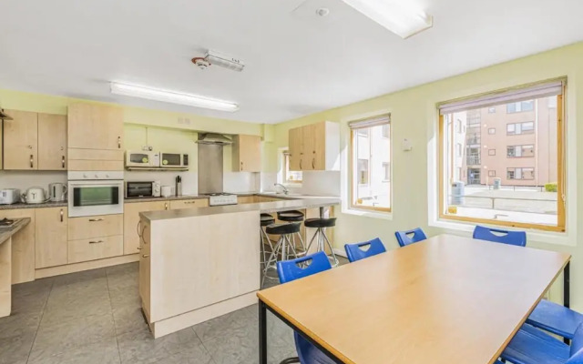 Vibrant Ensuite Rooms - HATFIELD - Hostel