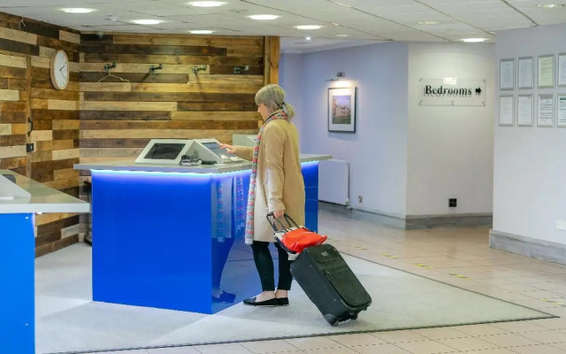 Cedar Court Huddersfield