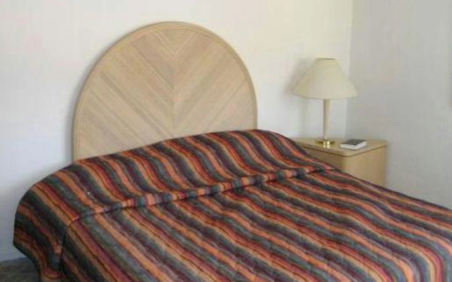 The Vibes Hotel, Trademark Collection by Wyndham